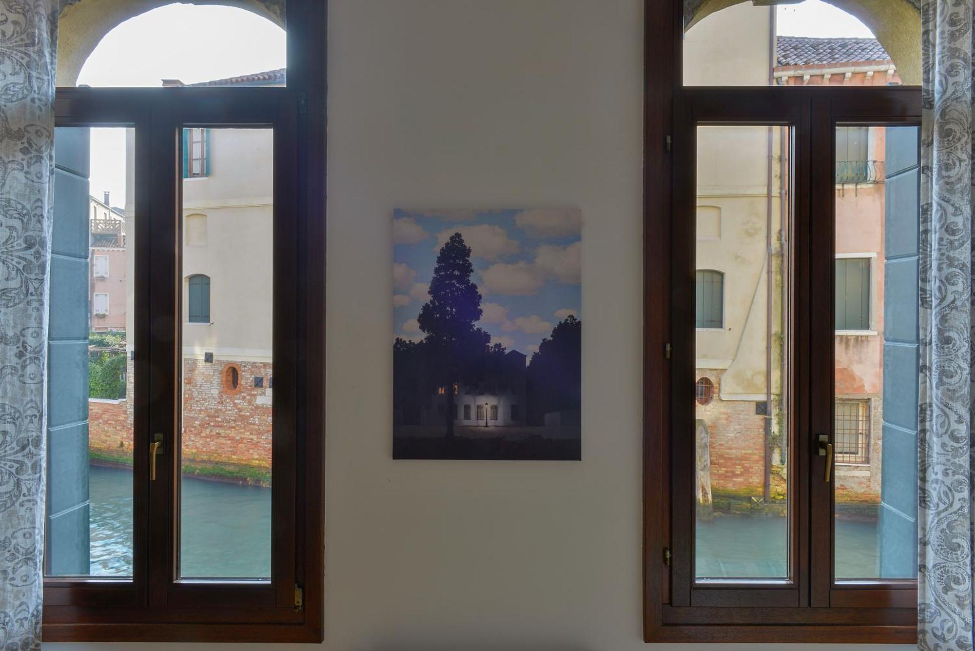 Ca' Dino - Canal View Venecia